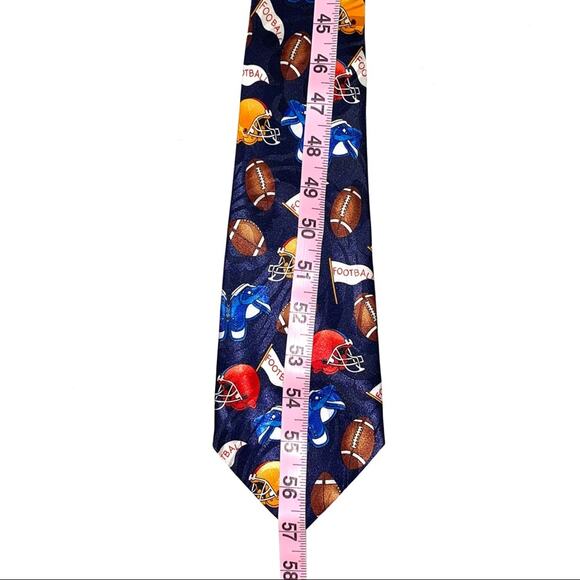 Steven Harris Hand Made Football Theme Tie - Picture 10 of 10
